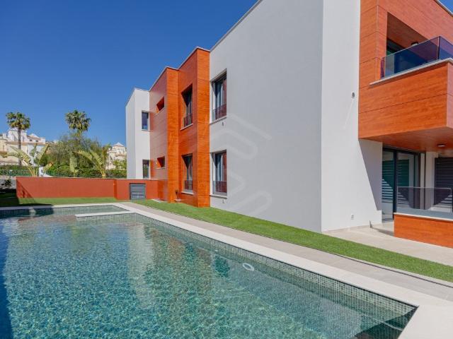 Apartamento T3 em Condomínio com Piscina perto da Praia, no. 113m² Quarteira