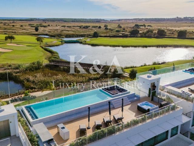 Apartamento T3 em condomínio privado de luxo, Vilamoura 143m² Quarteira