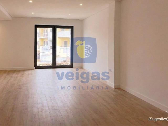 Apartamento T3 em construção, com garagem para 2 carros e el. 142m² São Pedro