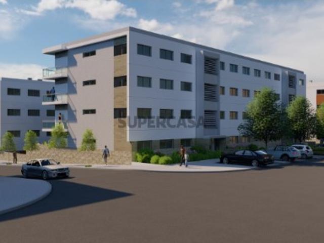 Apartamento T3 em Construção com Terraço em Portimão