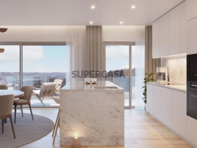 Apartamento T3 em Construção em Campolide
