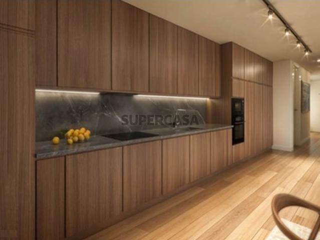 Apartamento T3 com varanda em construção em Matosinhos Sul