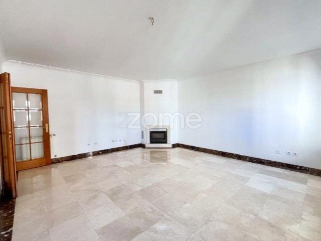 Apartamento T3 em Coimbra