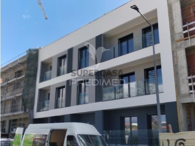 Apartamento T3 em Corroios
