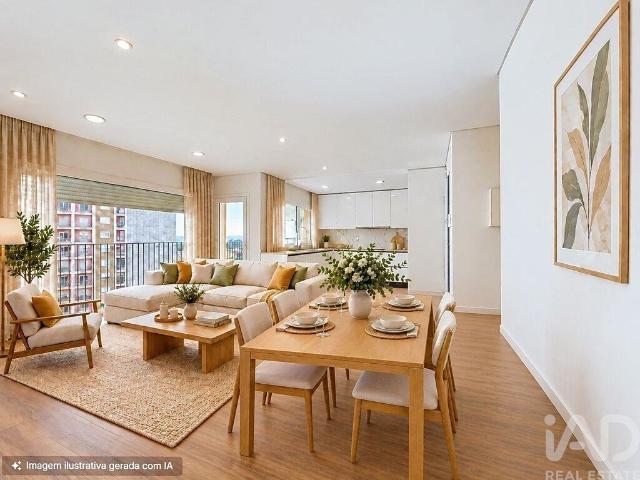 Apartamento T3 em Corroios de 83,00 m² 83m² Alto do Seixalinho e Lavradio