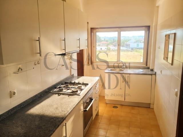 Apartamento T3 em Eixo