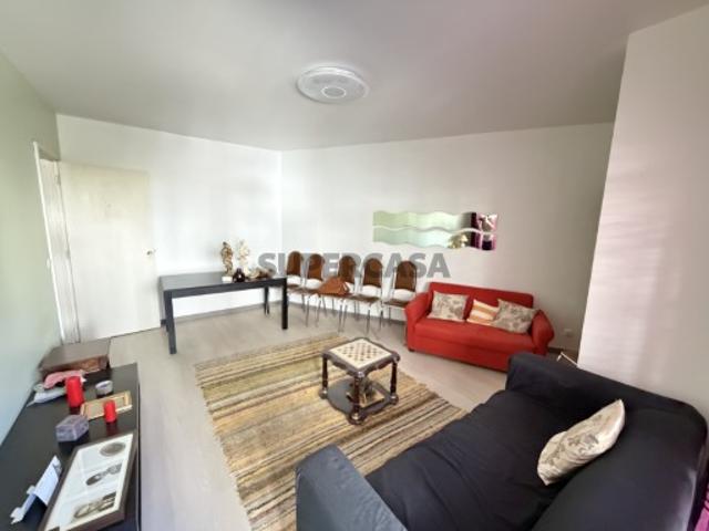 Apartamento T3 em Encosta do Sol