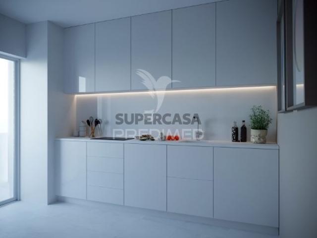 Apartamento T3 em Esgueira