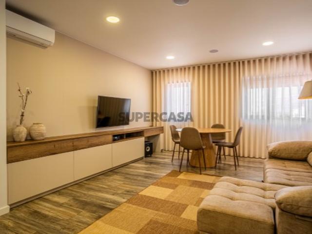 Apartamento T3 em Esgueira