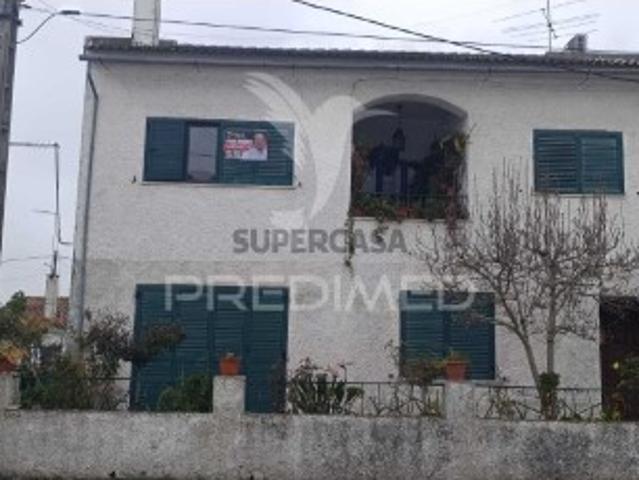 Apartamento T3 em Espírito Santo, Nossa Senhora da Graça e São Simão