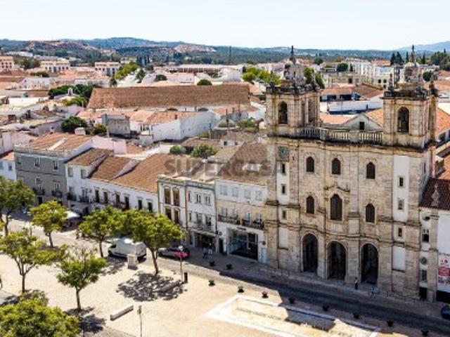 Apartamento T3 em Estremoz Santa Maria e Santo André