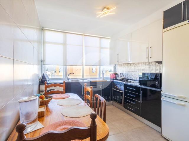 Apartamento T3 Em Excelente Localização 115m² Olhão