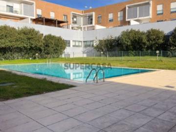 Apartamento T3 em Exclusivo no Condomínio Nova Eborae