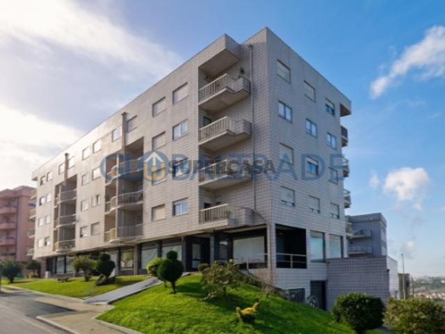 Apartamento T3 em Fânzeres e São Pedro da Cova