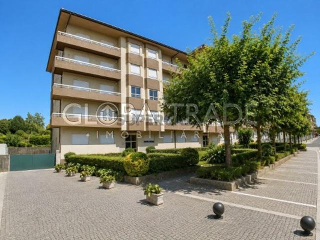Apartamento T3 em Fânzeres e São Pedro da Cova