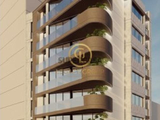 Apartamento T3 em Faro Sé e São Pedro