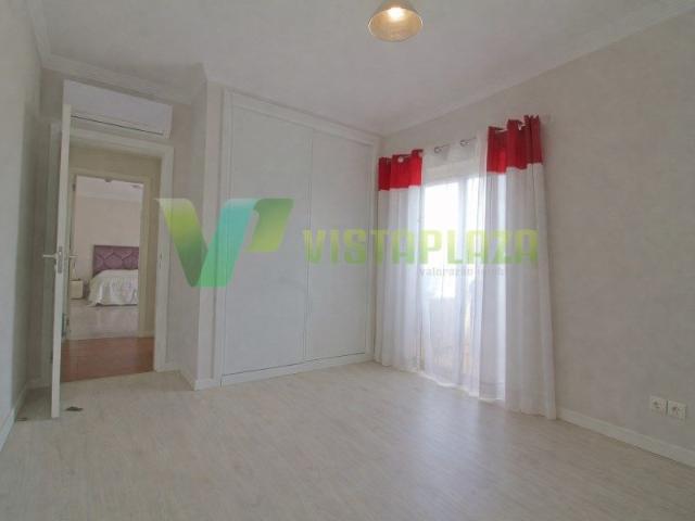 Apartamento T3 em Faro