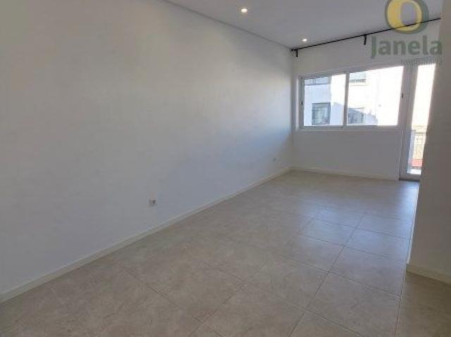 Apartamento T3 em Faro