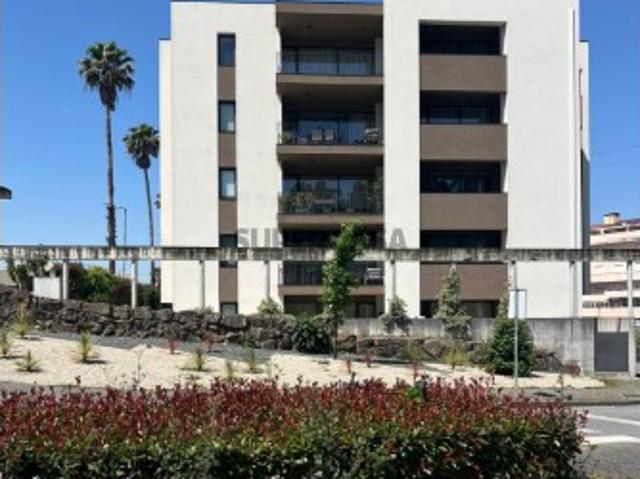 Apartamento T3 em Ferreira