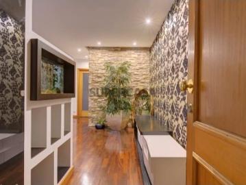 Apartamento T3 em Ferreiros e Gondizalves
