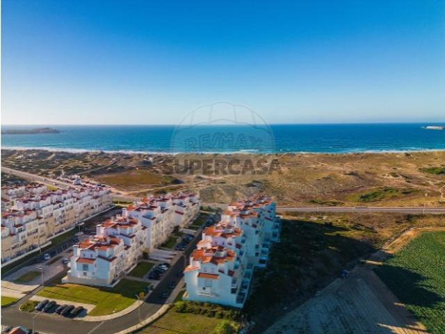 Apartamento T3 em Ferrel
