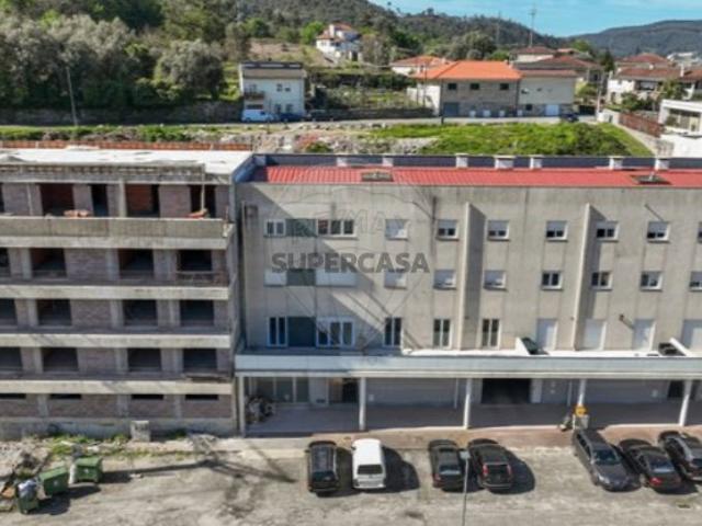 Apartamento T3 em Fonte Arcada e Oliveira
