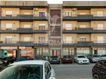 Apartamento T3 em Idães