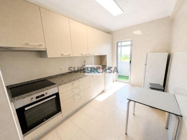 Apartamento T3 em Leiria, Pousos, Barreira e Cortes