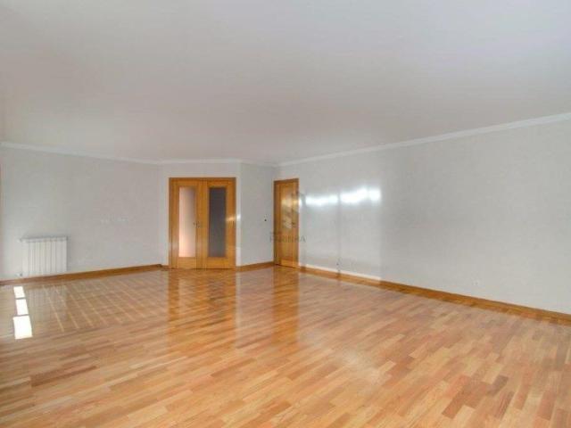 Apartamento T3 em Lisboa