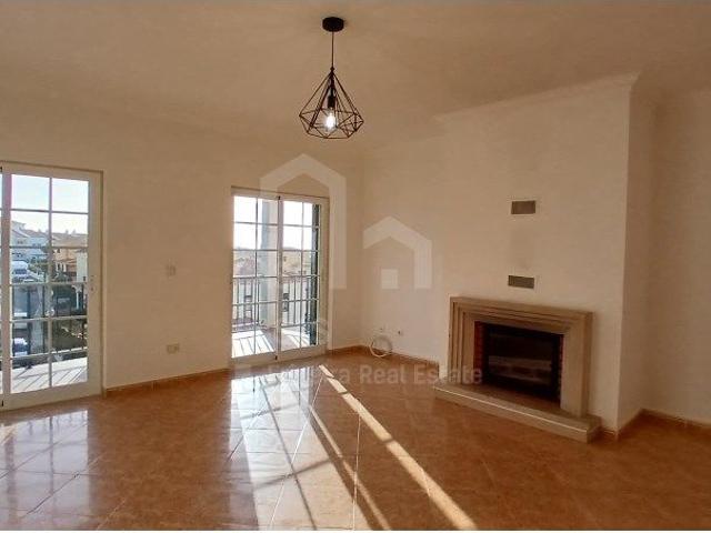 Apartamento T3 em Lisboa