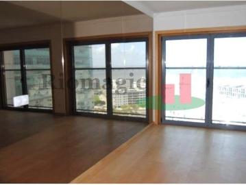Apartamento T3 em Lisboa