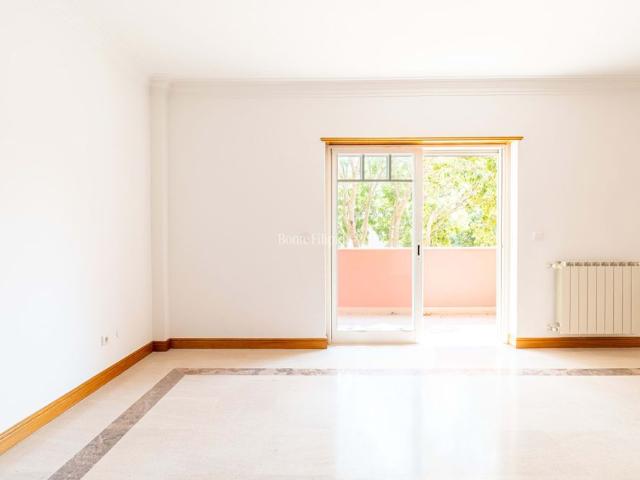 Apartamento T3 em Lisboa