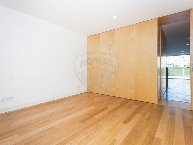 Apartamento T3 em Lisboa