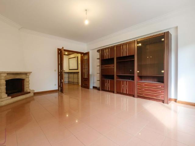 Apartamento T3 em Lisboa