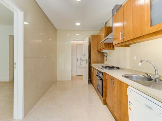 Apartamento T3 em Lisboa