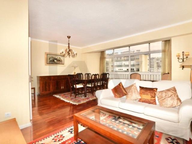 Apartamento T3 em Lisboa
