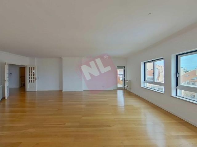 Apartamento T3 em Lisboa