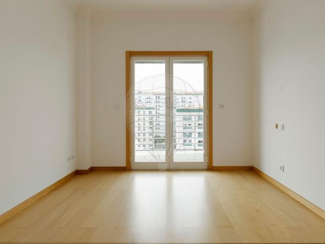 Apartamento T3 em Lisboa