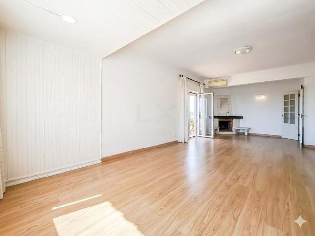 Apartamento T3 em Lisboa