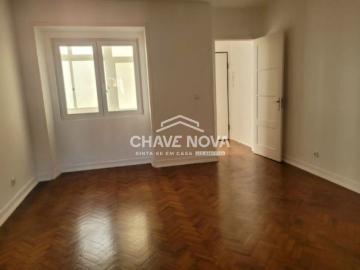 Apartamento T3 em Lisboa