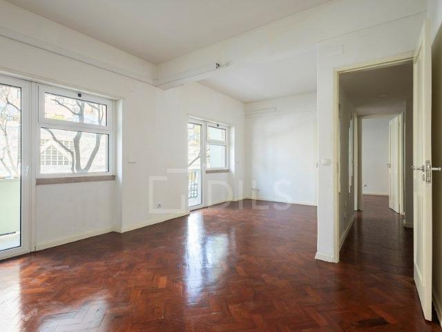 Apartamento T3 em Lisboa