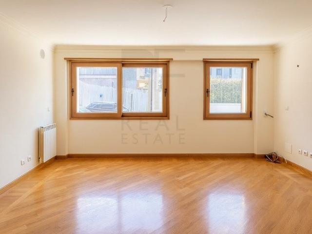 Apartamento T3 em Lisboa