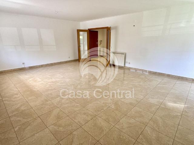 Apartamento T3 em Lisboa