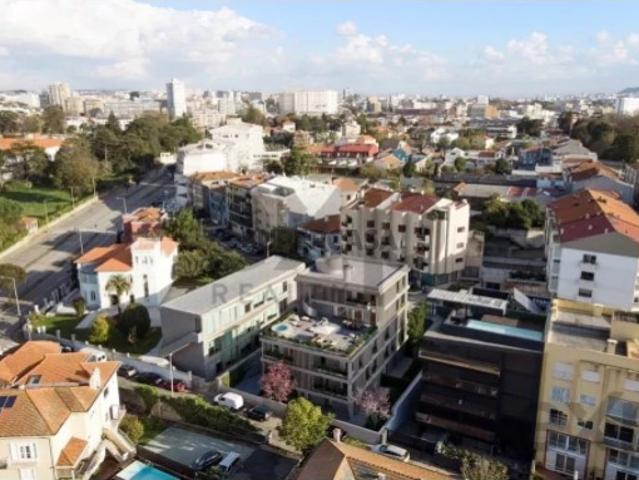 Apartamento T3 em Lordelo do Ouro e Massarelos