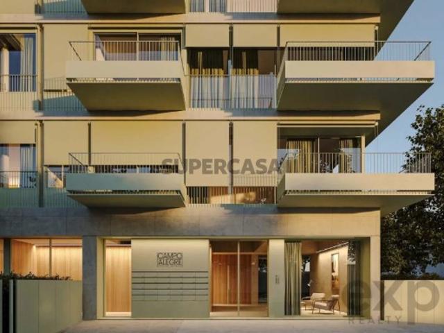 Apartamento T3 em Lordelo do Ouro e Massarelos