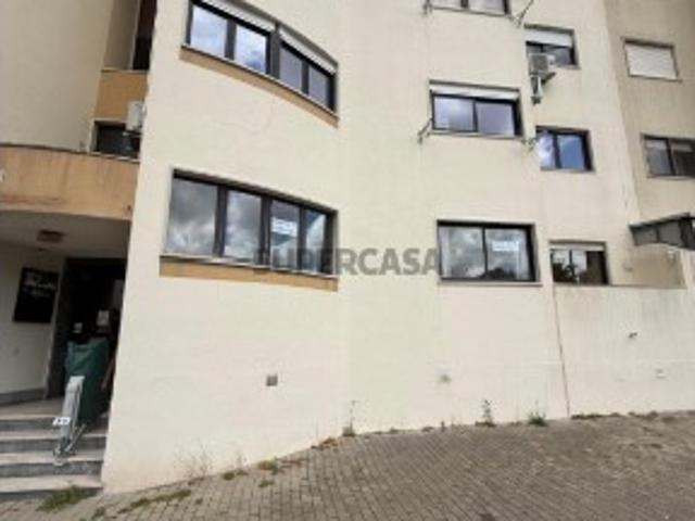 Apartamento T3 em Loures