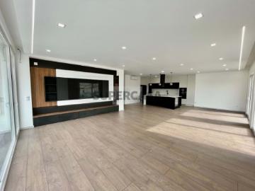 Apartamento T3 em Lourinhã