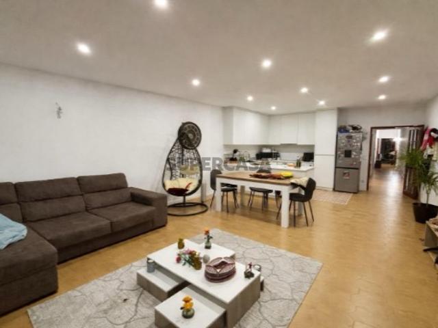 Apartamento T3 em Mangualde, Mesquitela e Cunha Alta