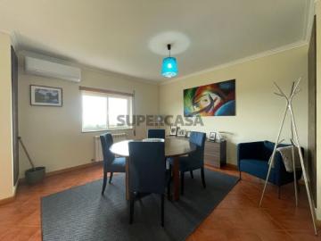 Apartamento T3 em Mangualde, Mesquitela e Cunha Alta