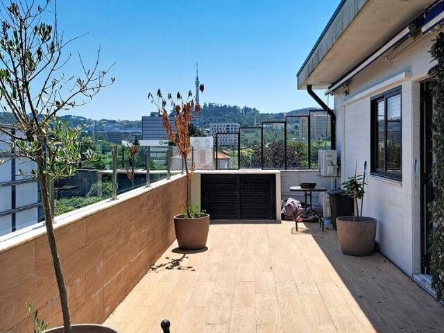 Apartamento T3 em Mafamude e Vilar do Paraíso de 115 m² 115m² Vila Nova De Gaia Santa Marinha